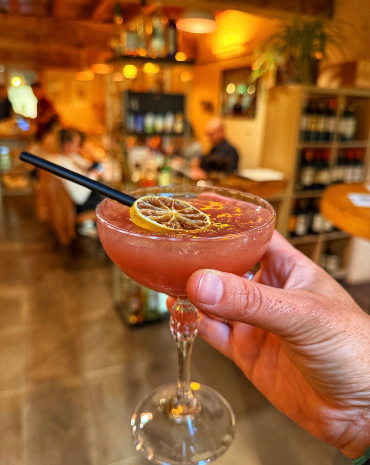 Au Petit Caboulot, les soirées commencent toujours par un moment de plaisir. 🍸✨

Que vous soyez amateur de cocktails raffinés ou à la recherche d’une alternative sans alcool, nous aimons vous proposer des créations fraîches, gourmandes et pleines de saveurs pour ouvrir l’appétit et partager un moment convivial.

Parce qu’une belle soirée commence souvent par un bon verre, chacun trouvera ici le cocktail qui lui ressemble. 🌿🍹 l’abus d’alcool est dangereux pour la santé, à consommer avec modération 

#cocktailsmaison #avecousansalcool🍓🍹 #Apéritif #Convivialité #PetitCaboulot ArtDeVivre SoiréeEntreAmis